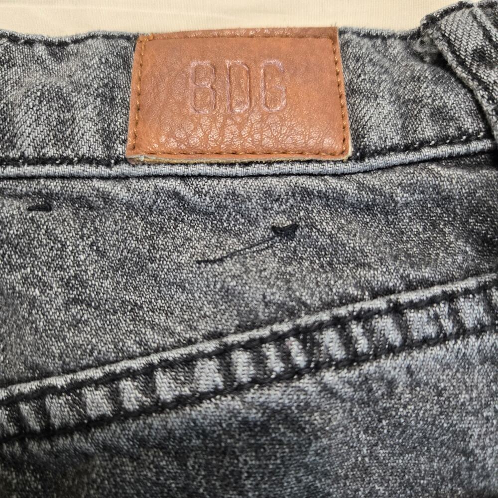 BDG Urban Outfitters Slim Straight Black Button-fly Jeans Distressed Sz 24 - Picture 7 of 10